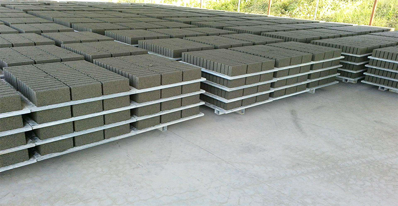 <a href=http://m.jajan.com.cn/ target=_blank class=infotextkey>免燒磚托板</a>