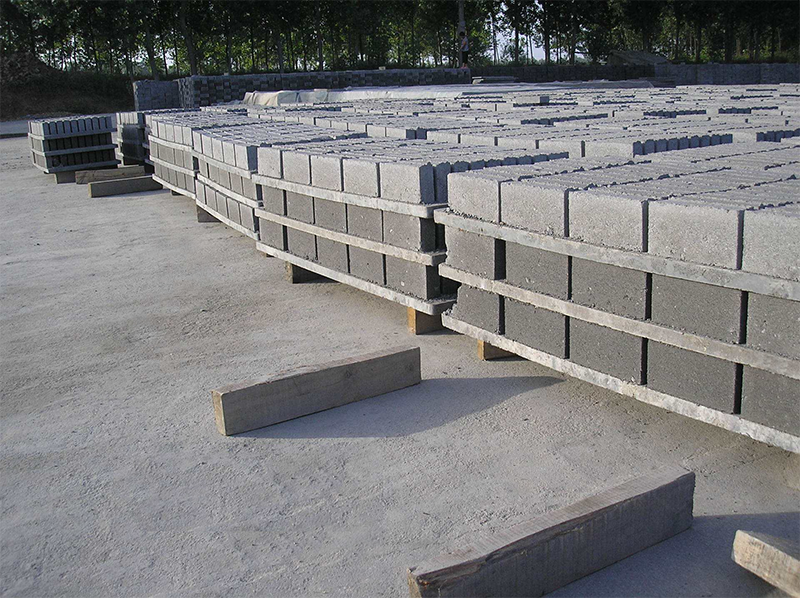 <a href=http://m.jajan.com.cn/ target=_blank class=infotextkey>空心磚托板</a>